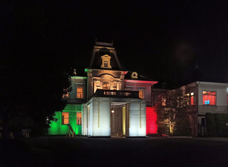 Vibrant Fusion Stick FS20s Bring Italy’s Casa Italia to Life in Tokyo