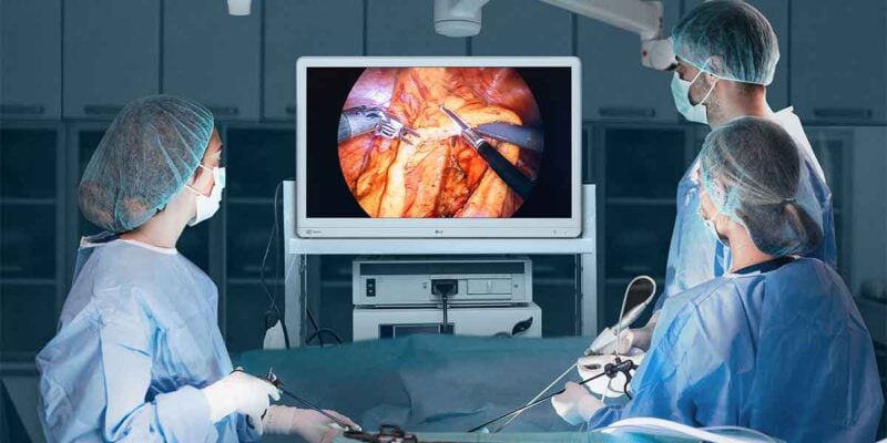 LG Releases 31-Inch 4K Mini LED Monitor for Surgical Environments