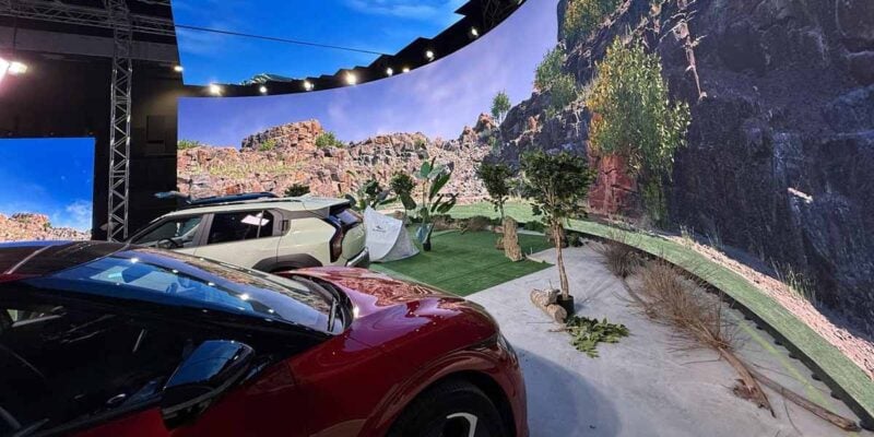 New Alfalite SKYPIX RGBW & IM are Ceiling-Mounted LEDs for Visual Production