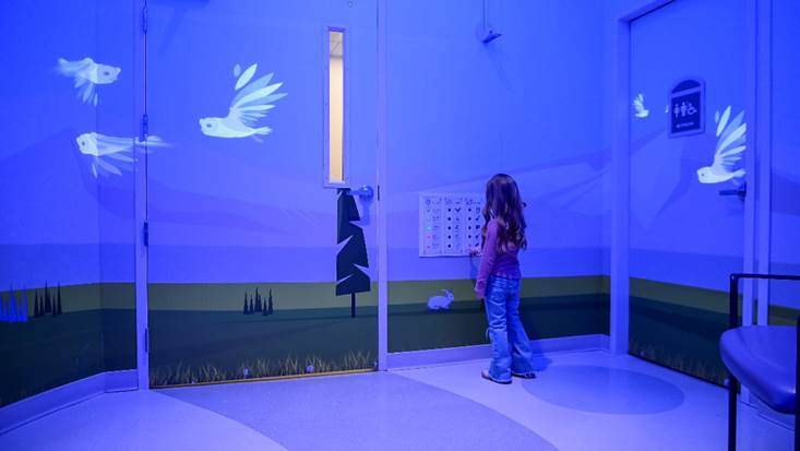 Dimensional Innovations Brings “Positive Distraction” Experiences to Life with Epson Laser Projectors at Kansas City Children’s Burn Clinic