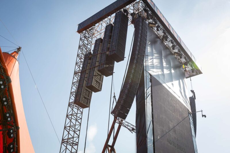 Meyer Sound PANTHER and 2100-LFC Power Roskilde Festival’s Orange Stage