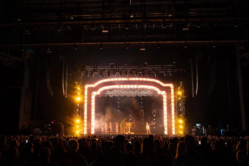 Halsey Pulls Out All the Stops on “For My Last Trick” Tour, Propelled by Cohesion Ecosystem