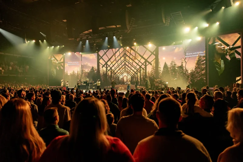 Crossroads Oakley Adds L-Acoustics L-ISA Immersive Sound Technology Featuring L Series Loudspeakers to Cultivate Intimacy and Connection